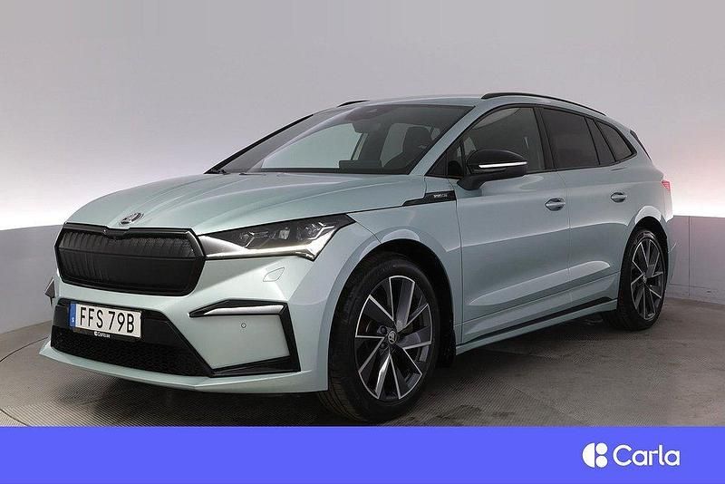 Silver Begagnad 2022 Skoda Enyaq iV SportLine SUV | 369 900 kr (Marknadspris) - Bild 1/3