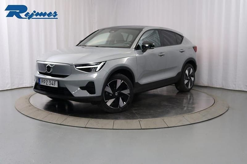 Grå Begagnad 2024 Volvo EC40 Core SUV | 399 900 kr (Marknadspris) - Bild 1/4