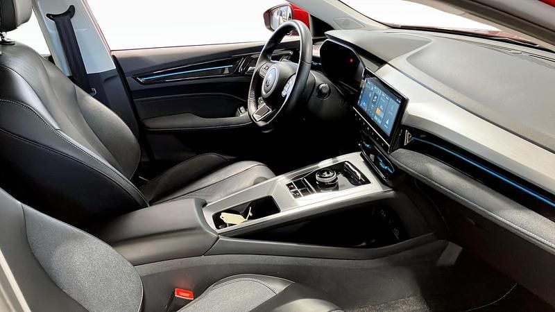 Begagnad MG MG5 EV Luxury 114 kW (156 HK) 2022 Röd Kombi