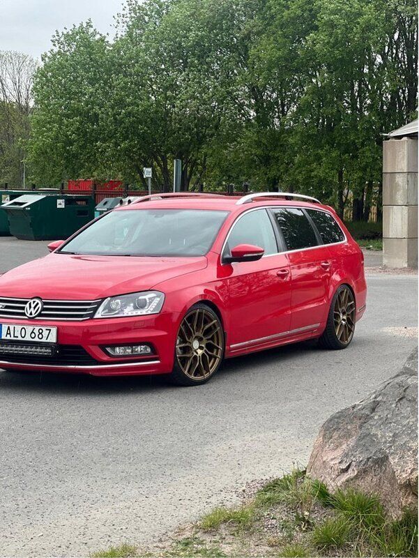 Röd Begagnad 2014 VW Passat GT Kombi | 105 000 kr (Marknadspris) - Bild 1/4