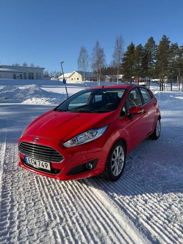 Begagnad Ford Fiesta 100 HK (73 kW) 2017