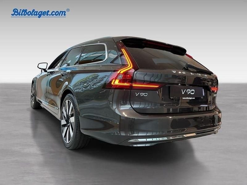 Ny Volvo V90 Ultra 355 HK (261 kW) 2025 Grå Kombi