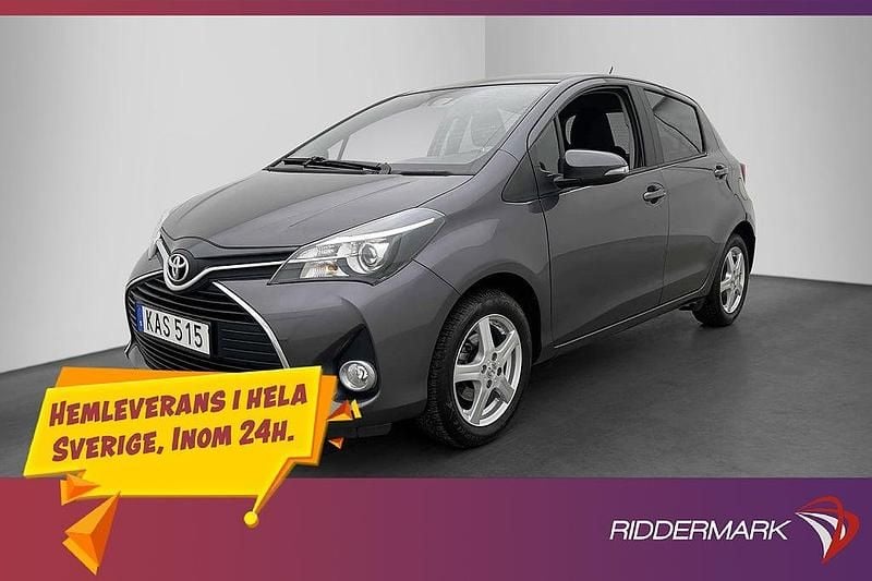 Grå Begagnad 2015 Toyota Yaris | 119 800 kr (Marknadspris) - Bild 1/3