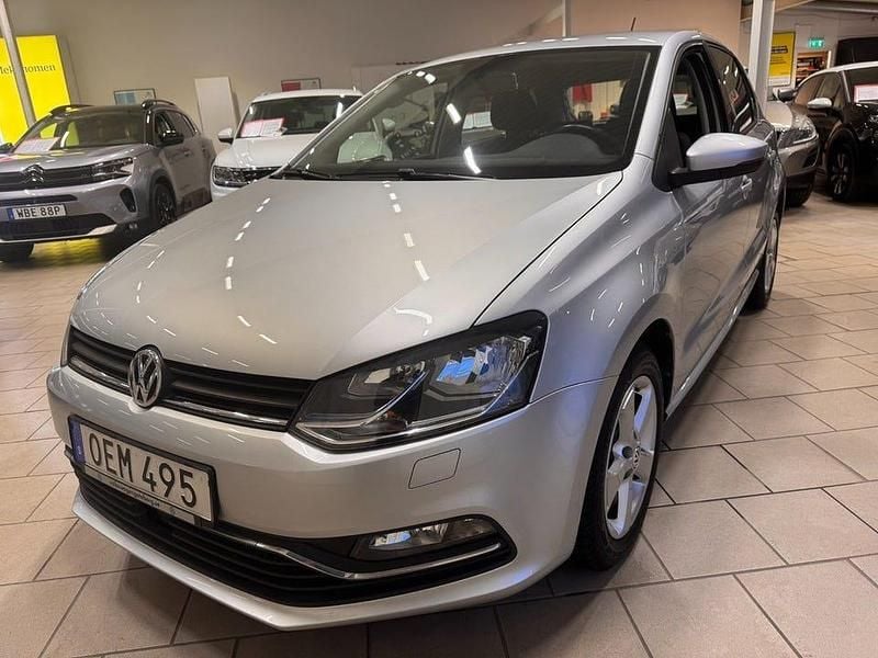Begagnad VW Polo 90 HK (66 kW) 2016 Silver Halvkombi