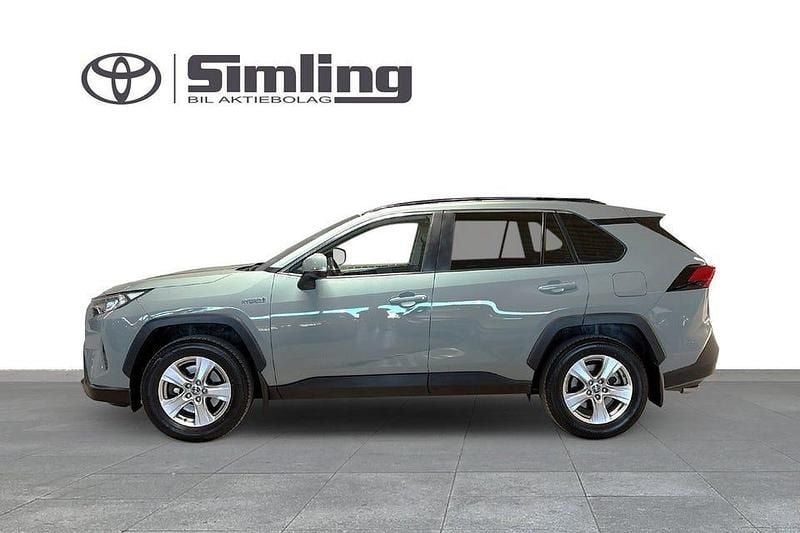 Begagnad Toyota RAV4 Hybrid Active 222 HK (163 kW) 2022 Grön SUV
