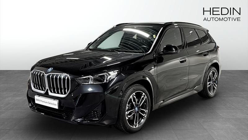 Svart Begagnad 2024 BMW X1 M Sport SUV | 548 700 kr (Lite dyr) - Bild 1/4