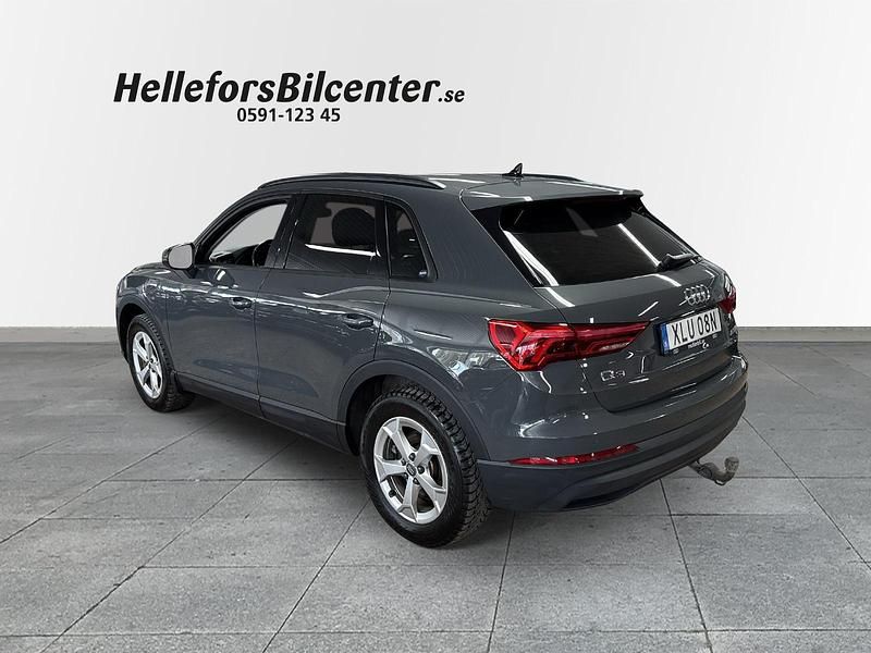 Begagnad Audi Q3 2021 Grå SUV