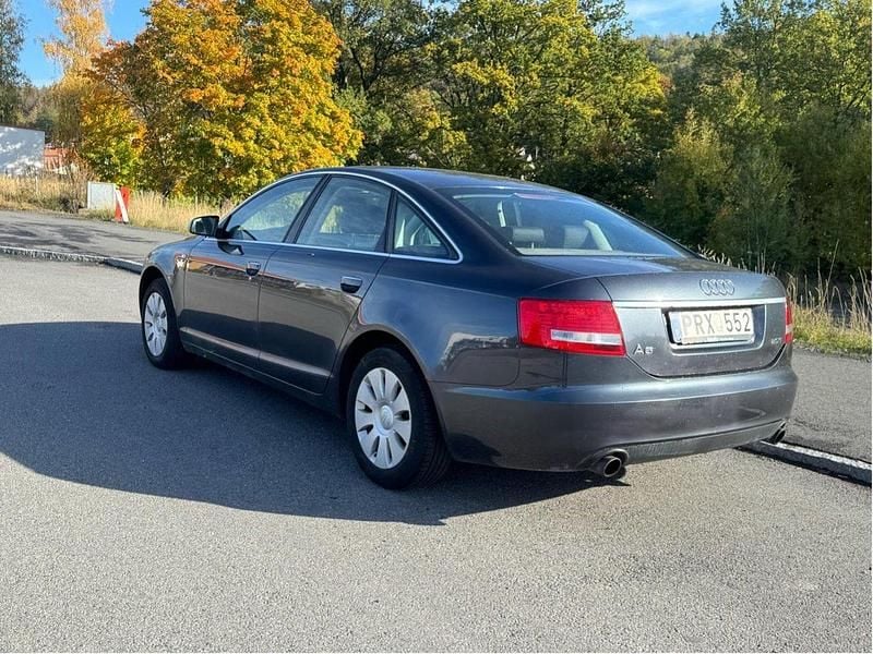 Grå Begagnad 2007 Audi A6 Sedan | 28 500 kr (Bra pris) - Bild 1/4