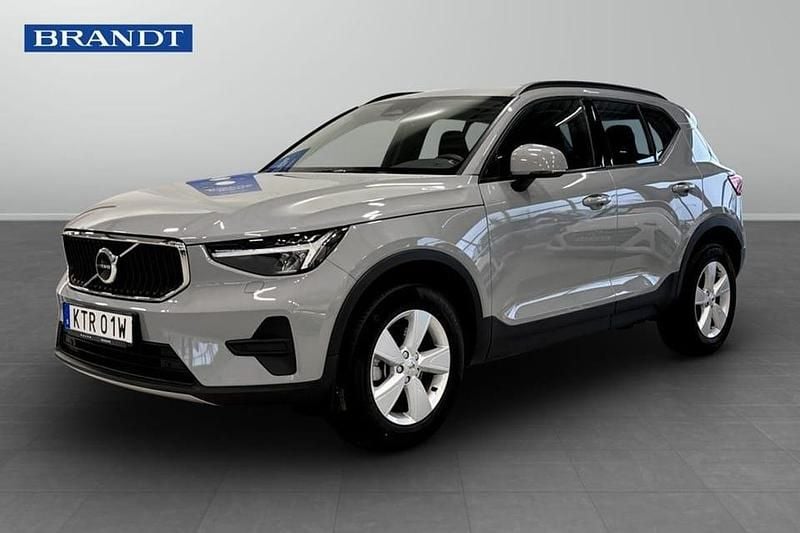 Begagnad Volvo XC40 165 HK (121 kW) 2024 Grå SUV