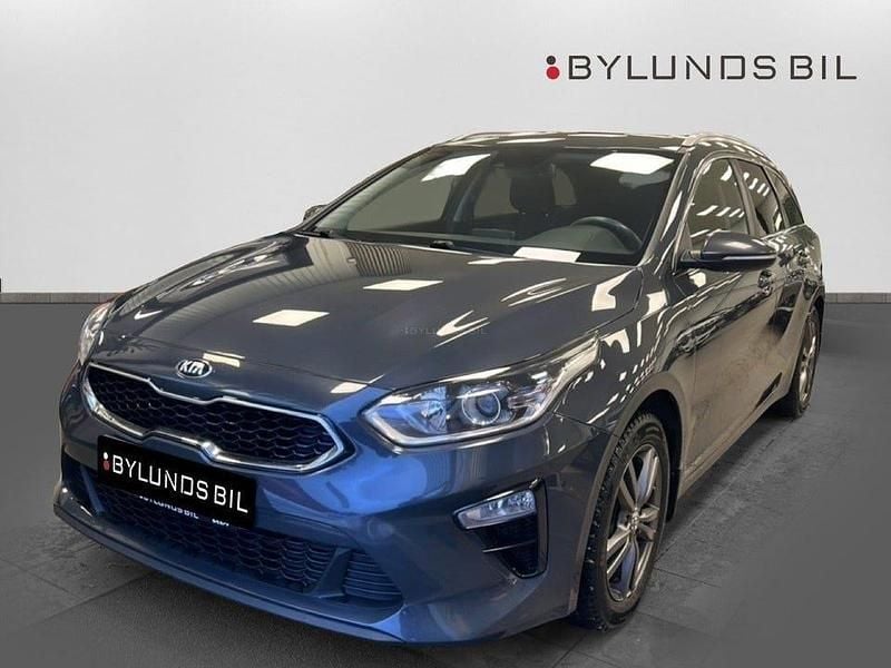 Grå Begagnad 2019 Kia Ceed Sportswagon Kombi | 114 900 kr (Marknadspris) - Bild 1/4