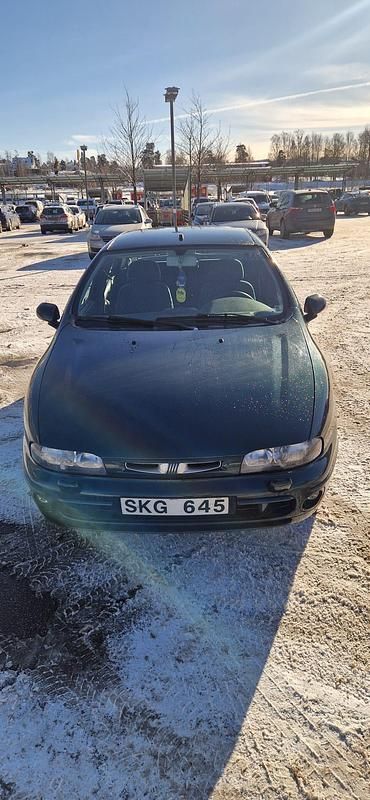 Begagnad Fiat Brava 103 HK (75 kW) 2001 Halvkombi