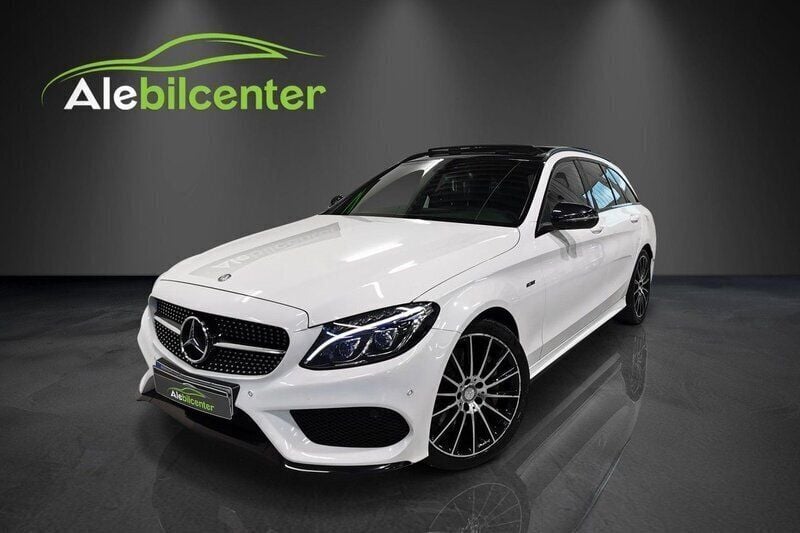 Vit Begagnad 2015 Mercedes C450 AMG AMG line Kombi | 334 900 kr - Bild 1/4