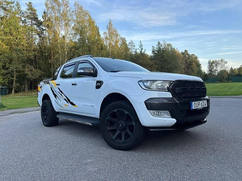 Vit Begagnad 2018 Ford Ranger Wildtrack Pickup | 359 000 kr (Dyr) - Bild 1/4