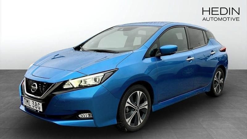 Blå Begagnad 2021 Nissan Leaf N-Connecta Halvkombi | 154 900 kr (Bra pris) - Bild 1/4