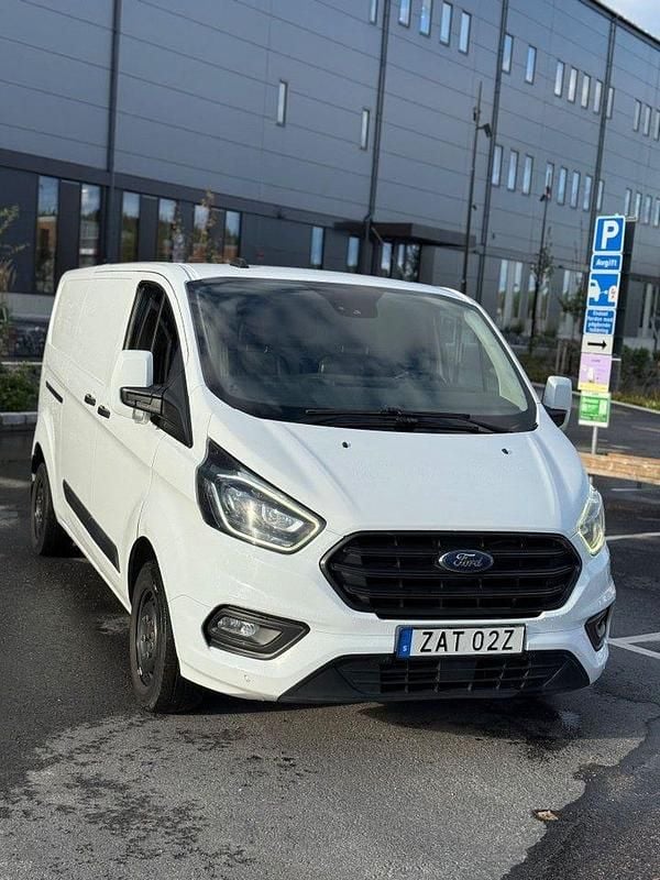 Vit Begagnad 2019 Ford Transit Custom Van | 129 000 kr (Superpris) - Bild 1/4