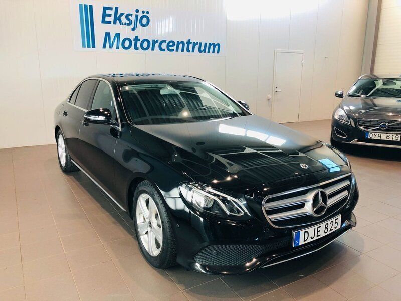 Svart Begagnad 2017 Mercedes E220 Avantgarde Sedan | 229 000 kr (Marknadspris) - Bild 1/4