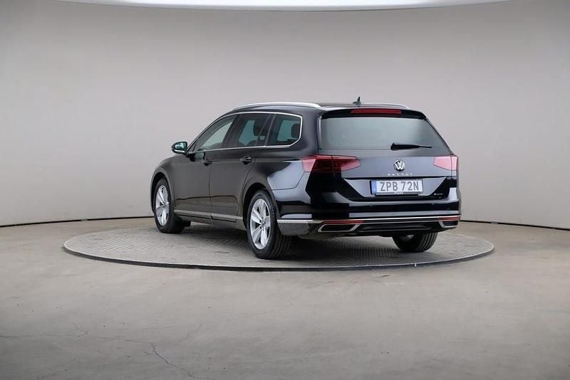 Begagnad VW Passat 200 HK (147 kW) 2022 Svart Kombi