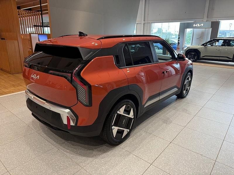 Begagnad Kia EV3 Plus 150 kW (204 HK) 2024 Vit SUV