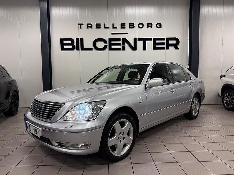 Silver Begagnad 2004 Lexus LS430 Sedan | 199 900 kr - Bild 1/4
