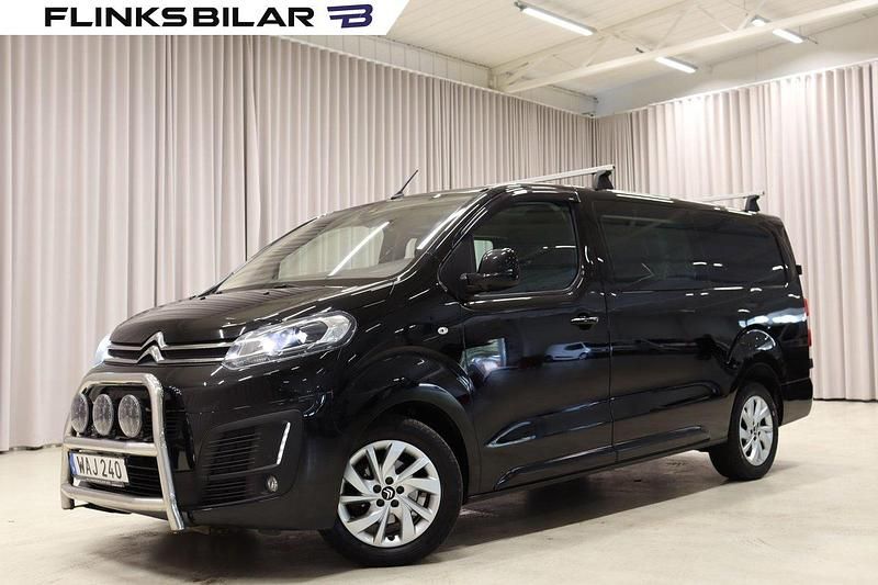 Svart Begagnad 2023 Citroën Jumpy Minibuss | 299 900 kr (Lite dyr) - Bild 1/4