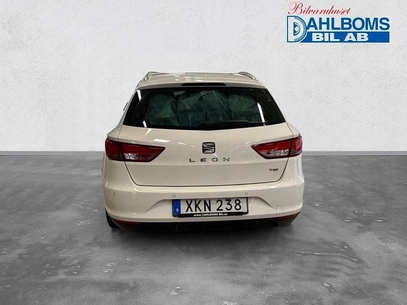 Begagnad Seat Leon 110 HK (80 kW) 2016 Vit Kombi