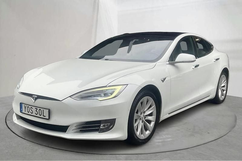 Vit Begagnad 2019 Tesla Model S Long Range AWD Sedan | 290 000 kr (Superpris) - Bild 1/4