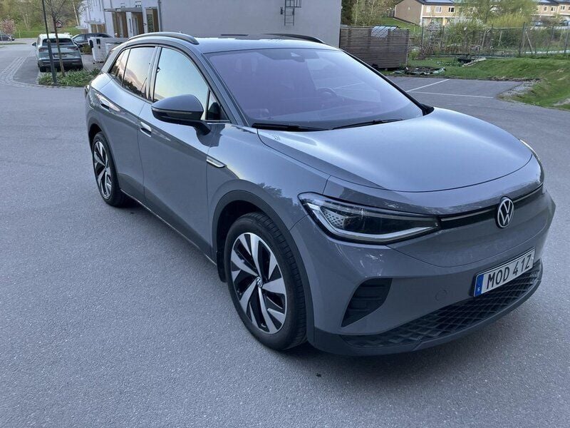 Grå Begagnad 2022 VW ID.4 Pro Performance SUV | 305 000 kr (Superpris) - Bild 1/4