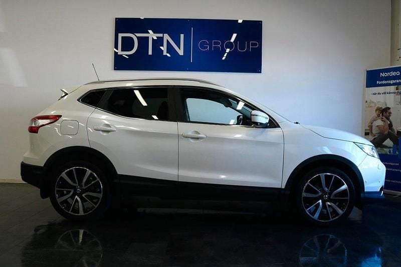 Begagnad 2015 Nissan Qashqai 360º SUV | 134 500 kr (Marknadspris) - Bild 1/4