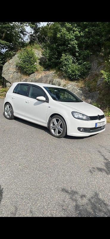 Vit Begagnad 2012 VW Golf VII GT Halvkombi | 68 000 kr - Bild 1/4