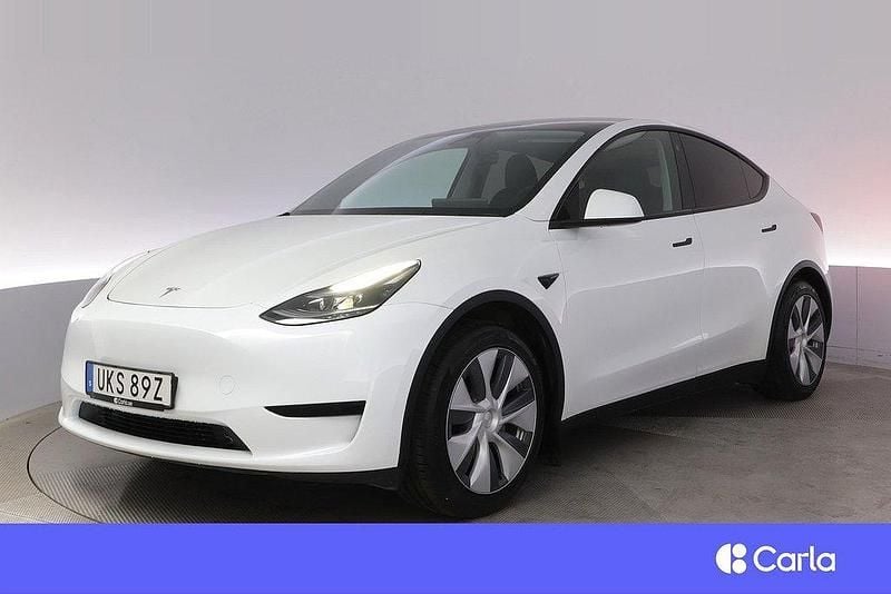 Vit Begagnad 2023 Tesla Model Y Standard Range SUV | 386 900 kr (Bra pris) - Bild 1/4