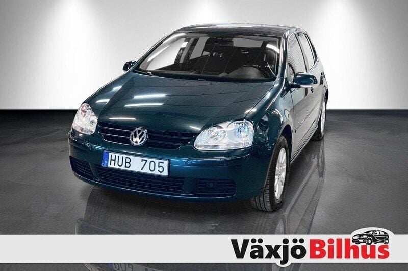 Mörkblå (blå) Begagnad 2009 VW Golf VI United Halvkombi | 69 900 kr (Marknadspris) - Bild 1/4