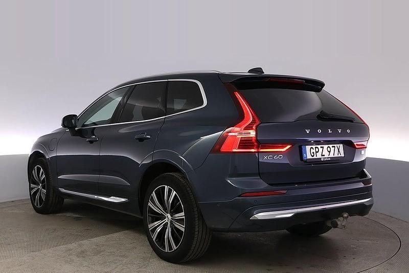 Begagnad Volvo XC60 Ultimate 455 HK (334 kW) 2022 Mörkblå SUV