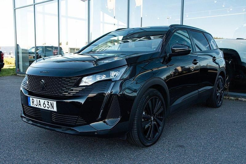 Svart Begagnad 2023 Peugeot 5008 GTi Minibuss | 329 000 kr - Bild 1/4