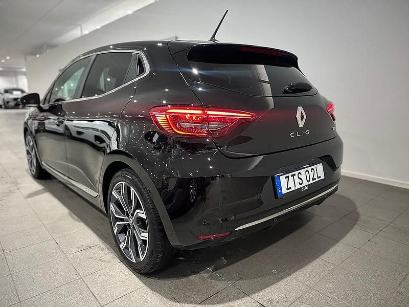 Begagnad Renault Clio V Intens 141 HK (103 kW) 2020 Svart Halvkombi