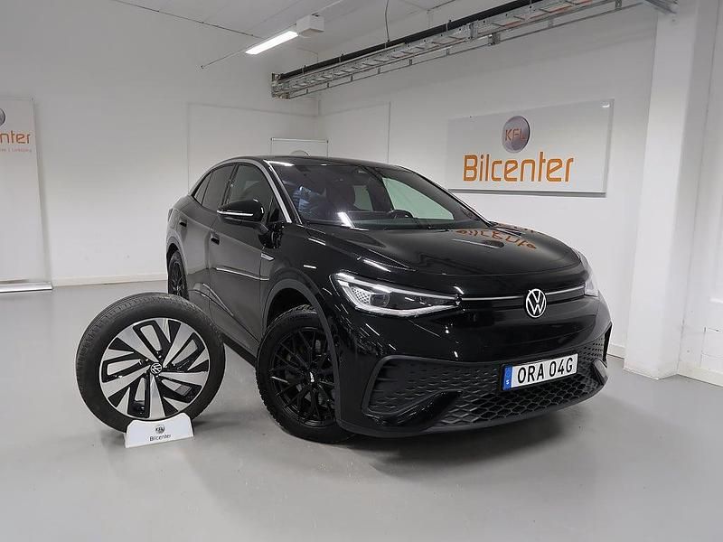 Begagnad VW ID.5 Pro Performance 150 kW (204 HK) 2022 Svart SUV