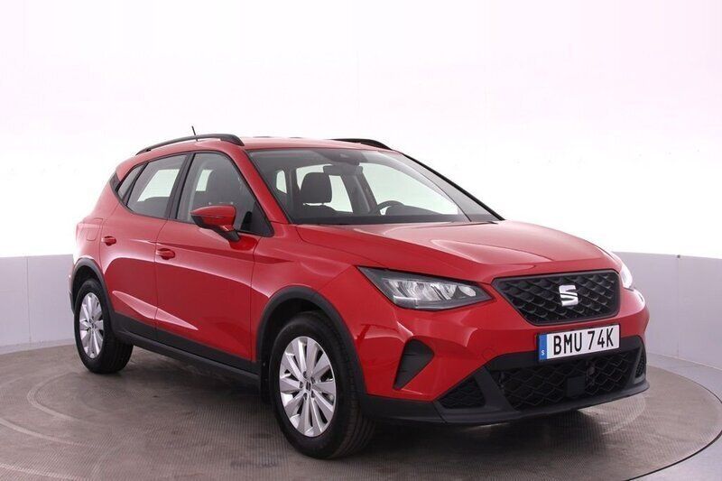 Röd Begagnad 2022 Seat Arona SUV | 189 000 kr (Marknadspris) - Bild 1/4