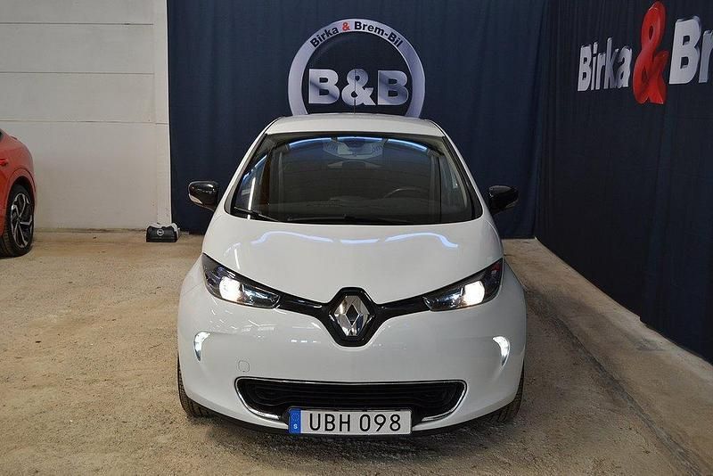 Begagnad Renault Zoe 80 kW (109 HK) 2018 Vit Halvkombi