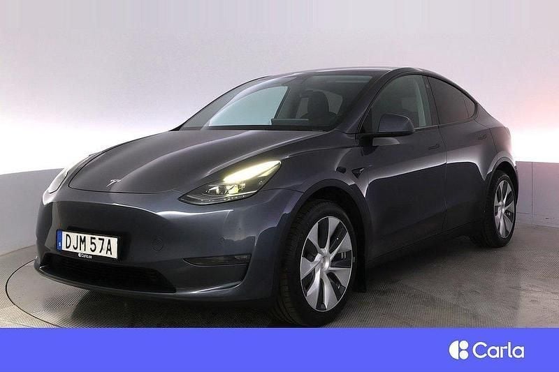 Grå Begagnad 2021 Tesla Model Y Long Range SUV | 329 900 kr (Bra pris) - Bild 1/4