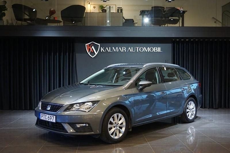 Grå Begagnad 2017 Seat Leon ST Style Kombi | 119 900 kr (Marknadspris) - Bild 1/4