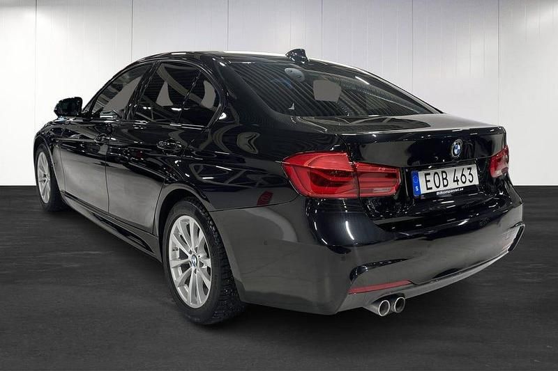 Begagnad BMW 330 M Sport 252 HK (185 kW) 2018 Svart Sedan