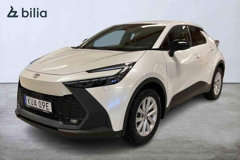 Vit Ny 2025 Toyota C-HR SUV | 414 900 kr - Bild 1/1