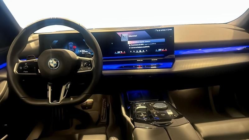 Begagnad BMW 530e Comfort Edition 299 HK (219 kW) 2025 Svart Kombi