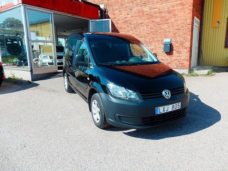 Svart Begagnad 2011 VW Caddy Minibuss | 89 000 kr (Dyr) - Bild 1/4