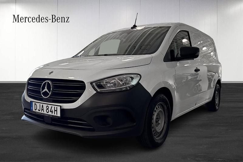 Begagnad 2024 Mercedes Citan 110 | 298 610 kr - Bild 1/4
