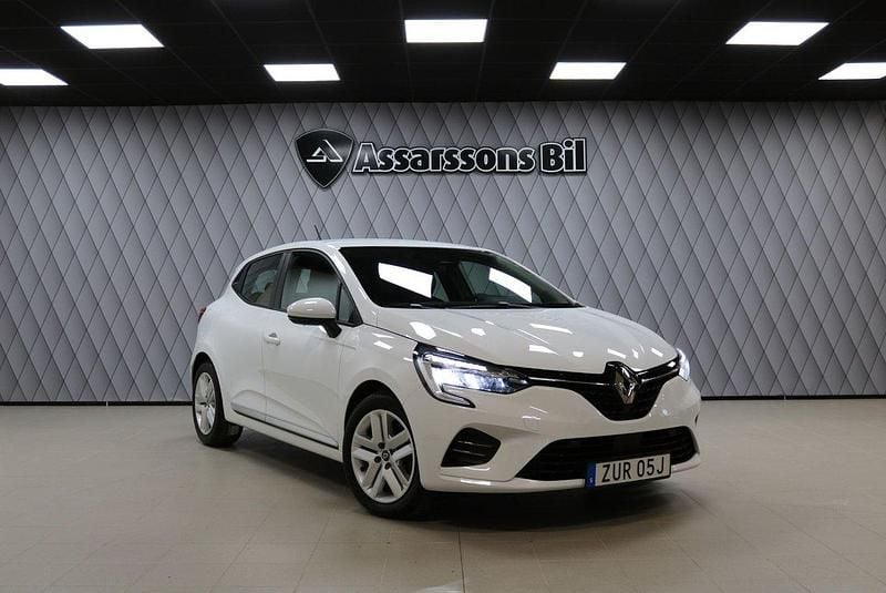 Vit Begagnad 2022 Renault Clio V Zen Halvkombi | 194 900 kr (Lite dyr) - Bild 1/4