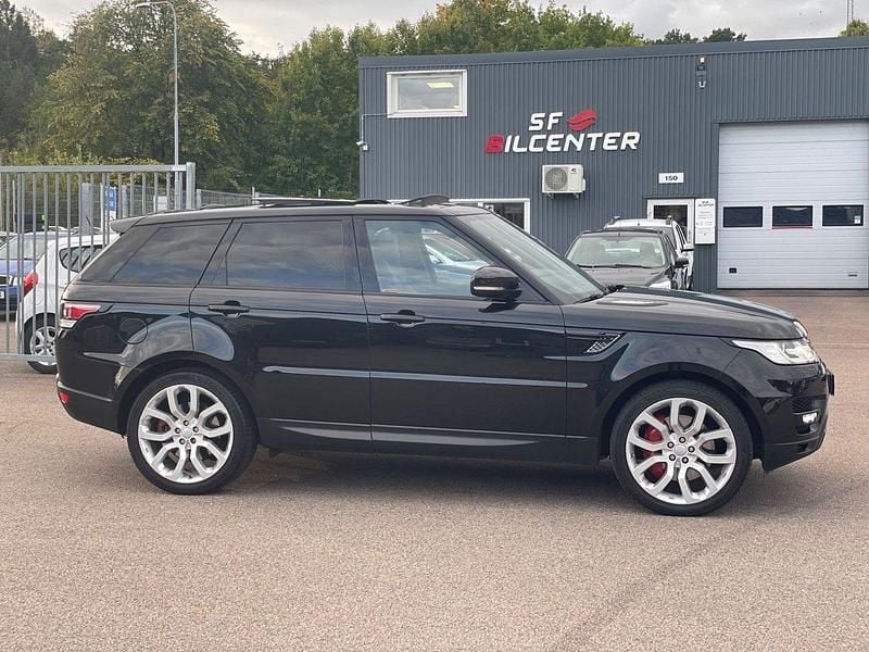 Svart Begagnad 2014 Land Rover Range Rover SUV | 329 900 kr - Bild 1/4