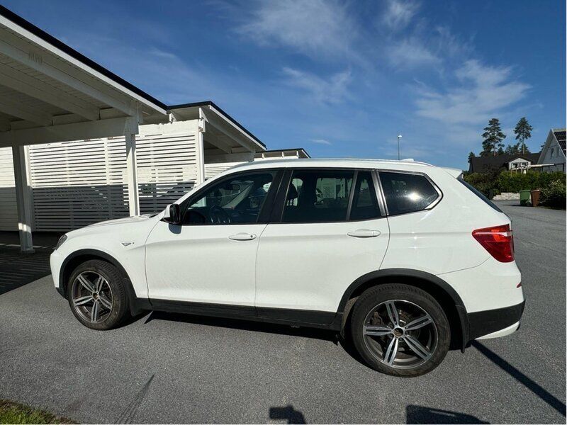 Vit Begagnad 2011 BMW X3 SUV | 110 000 kr (Marknadspris) - Bild 1/4