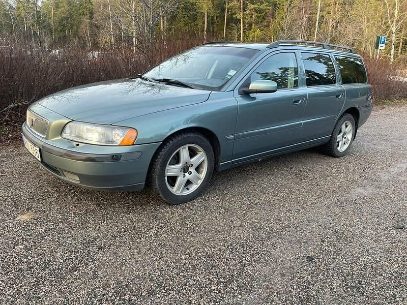 Begagnad 2005 Volvo V70 Kombi | 55 000 kr (Marknadspris) - Bild 1/4
