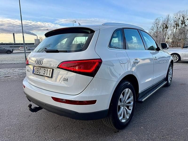 Begagnad Audi Q5 177 HK (130 kW) 2013 Ibis vit SUV