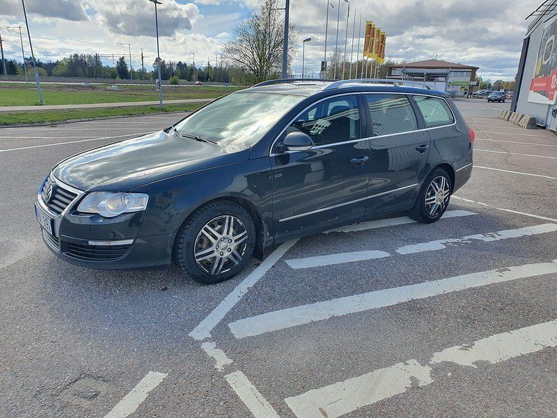 Ljusgrön (grön) Begagnad 2007 VW Passat Sportline Kombi | 16 500 kr (Marknadspris) - Bild 1/4